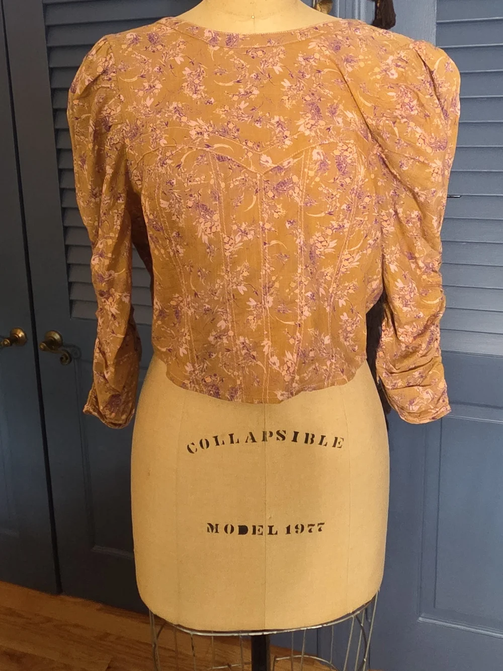Free People Monica Puff Sleeve Crop Top Floral Gold Leaf L